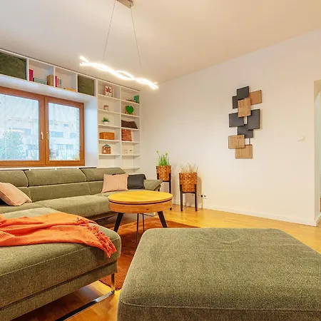 B-home - S 1 Spalnou A Obyvackou 80 M2 * Trenčín