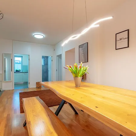 B-home - S 1 Spalnou A Obyvackou 80 M2 * Trenčín