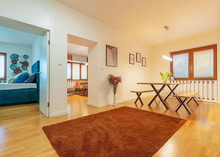 Daire B-home - S 1 Spalnou A Obyvackou 80 M2 Trenčín