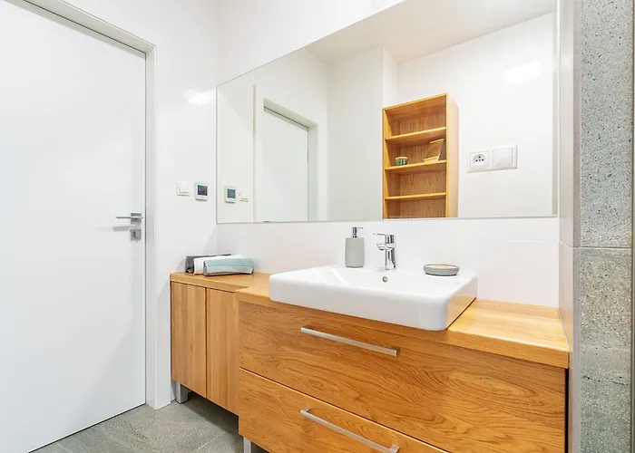 B-home - S 1 Spalnou A Obyvackou 80 M2 Daire Trenčín